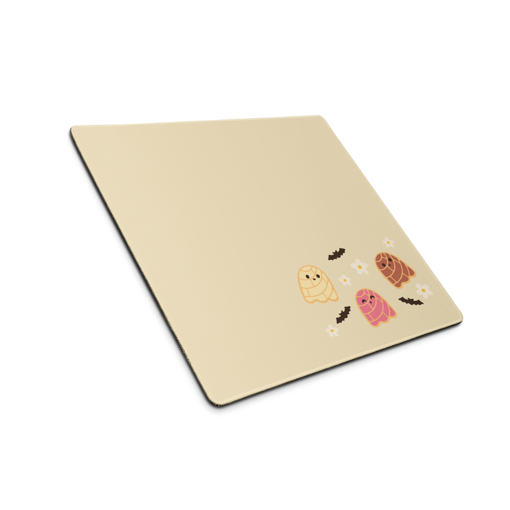 Concha Ghost Tan Simple Desk Mat